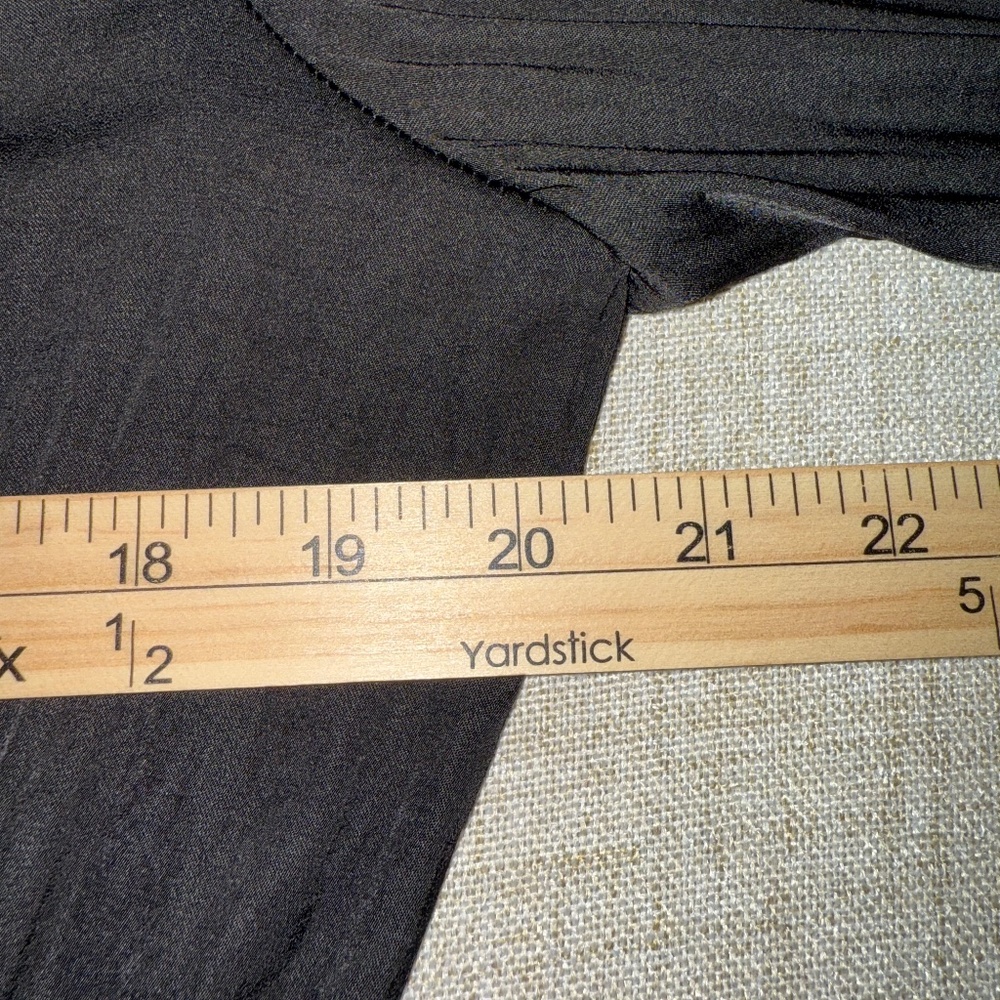 Philosophy | Black Silky Long Sleeve Blouse | Size XL - Picture 7 of 8